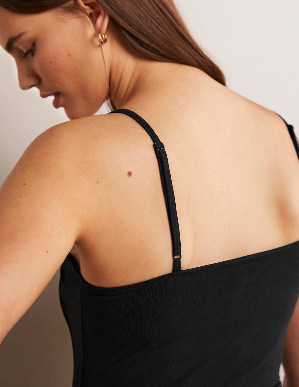 Plain Cami Top Black - detail