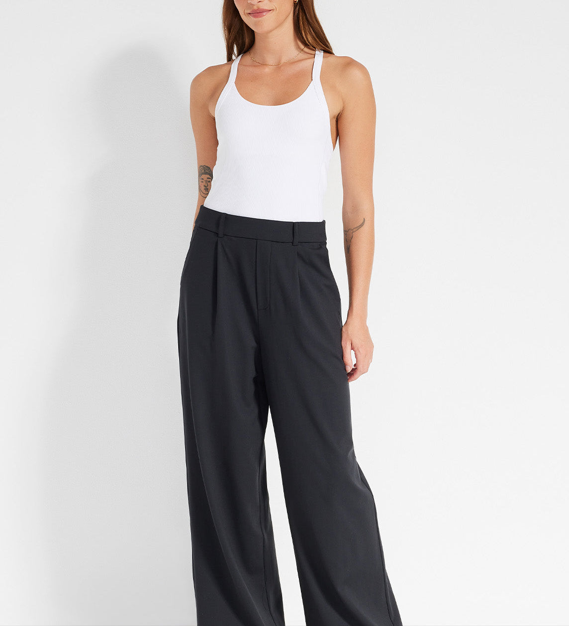 Getailleerde broek met plooien