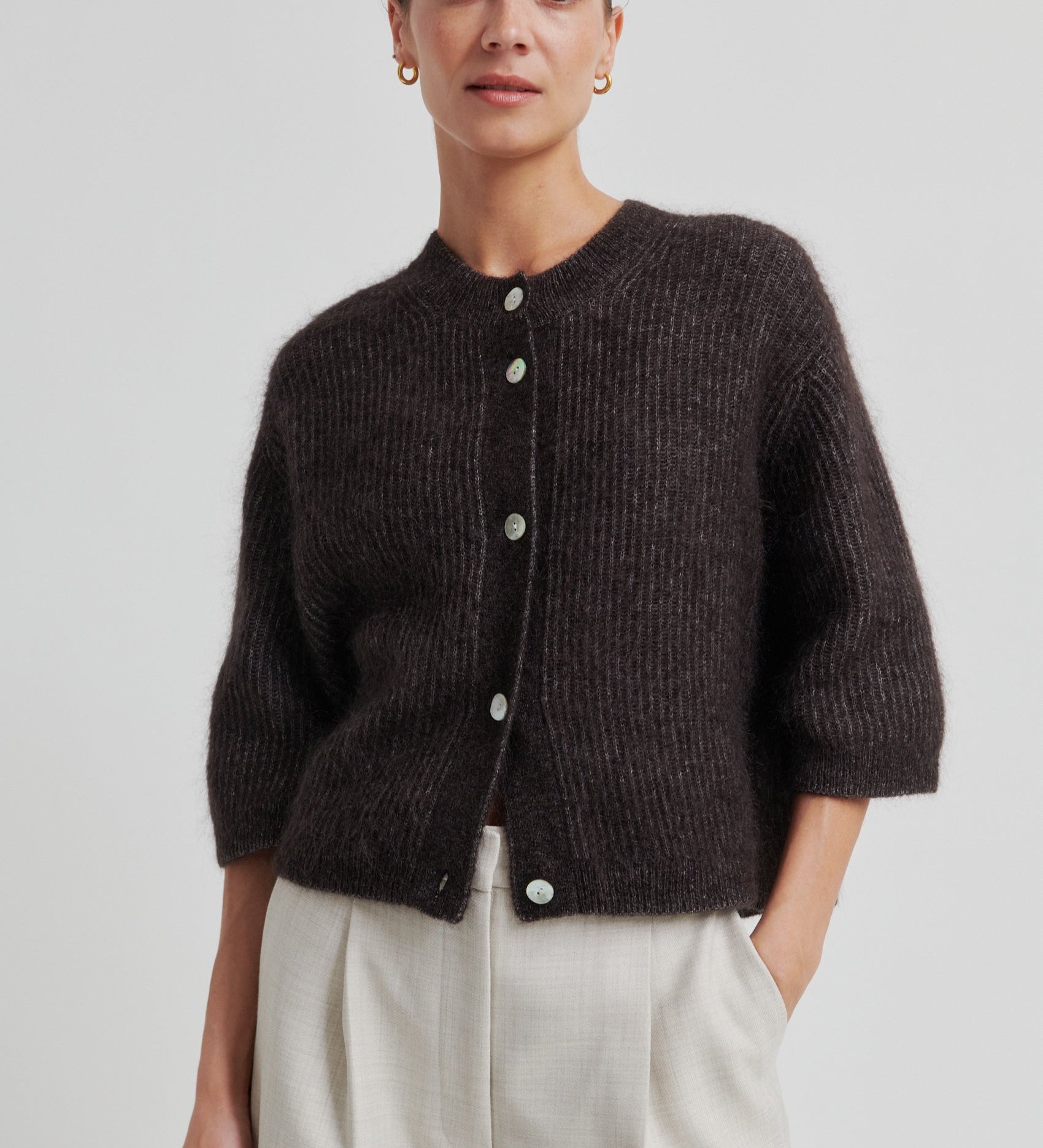 Ribgebreid vest met korte mouw