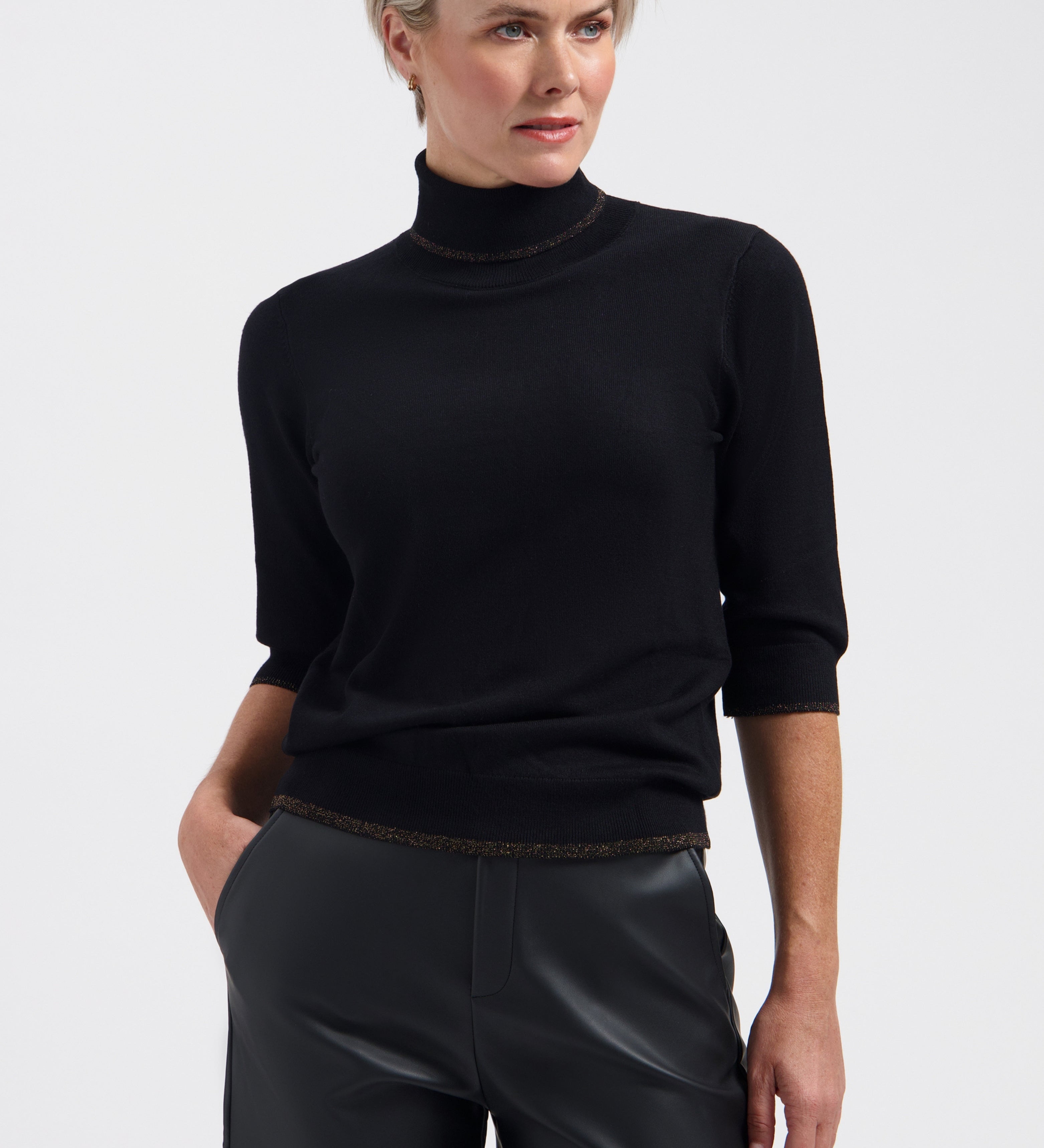 Top Lenora